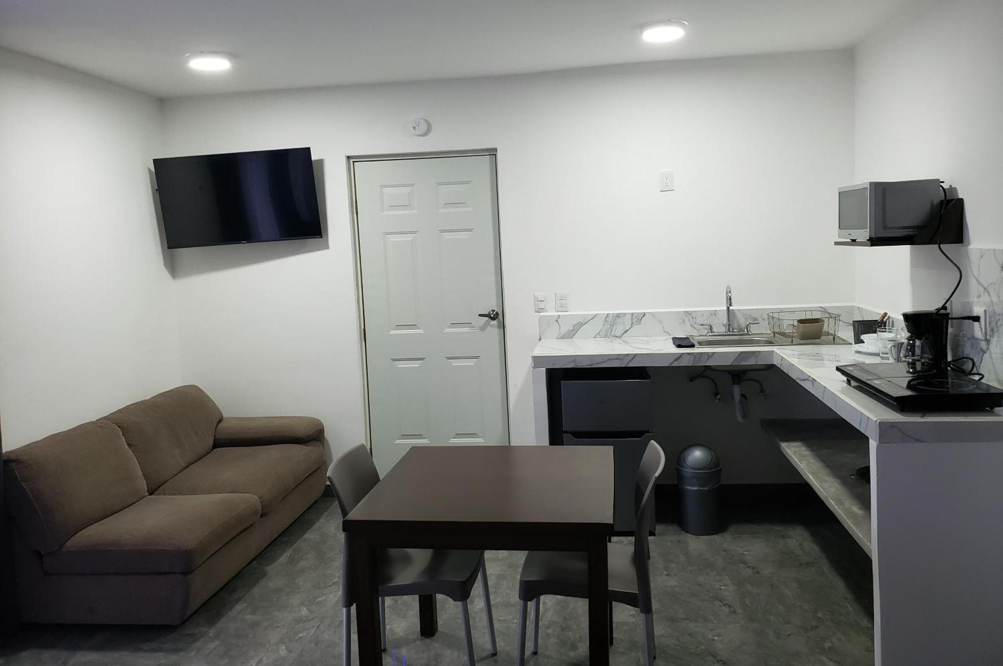 Casa Aura - King Suite With Kitchen And Balcony - 1St Floor Isla Mujeres Bagian luar foto